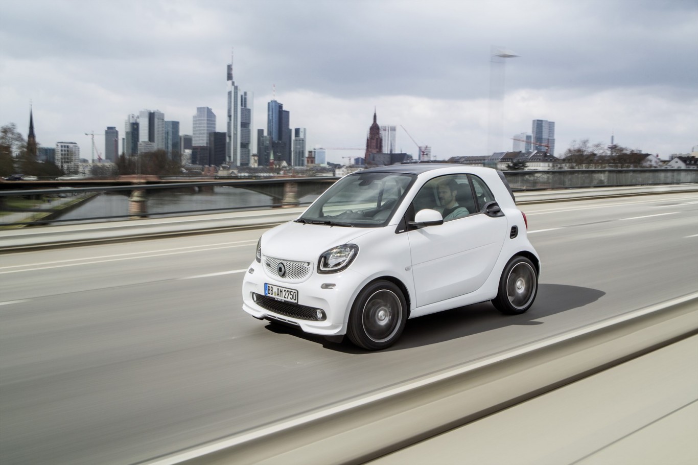 fortwo-brabus_1800x1800