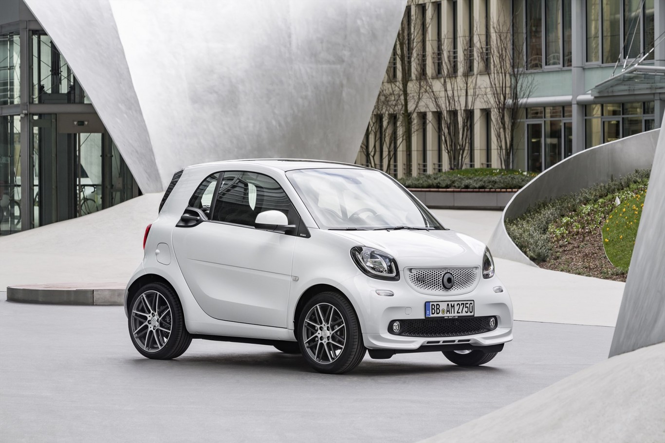 smart-fortwo-brabus1_1800x1800